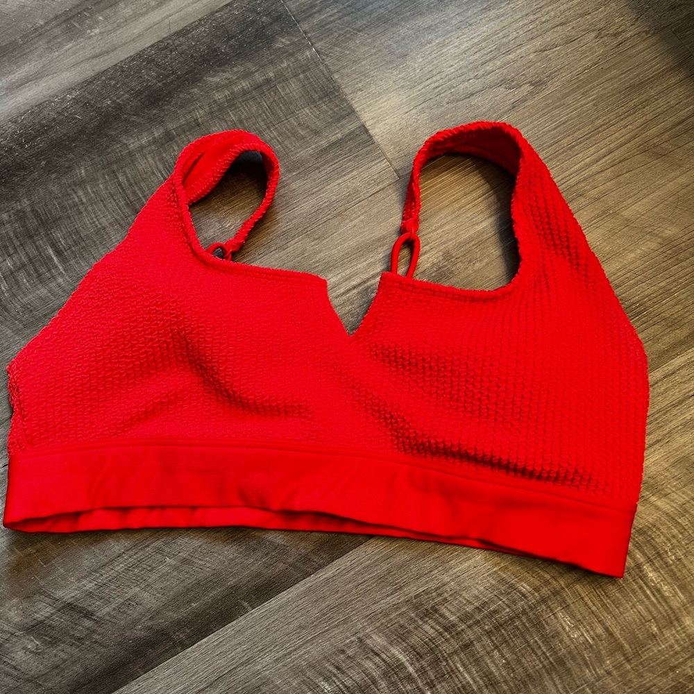 PINK sport swimsuit top size medium with adjustable straps